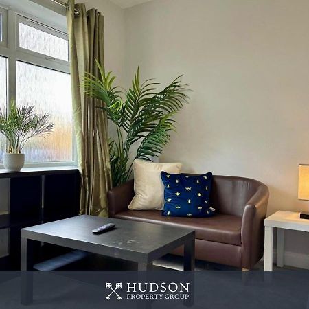 Donnington Apartments - Studio 1 Telford Exterior foto